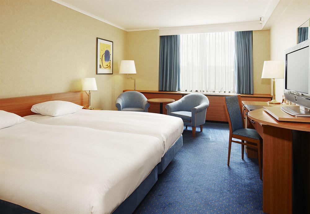 Nh Utrecht Hotel Room photo